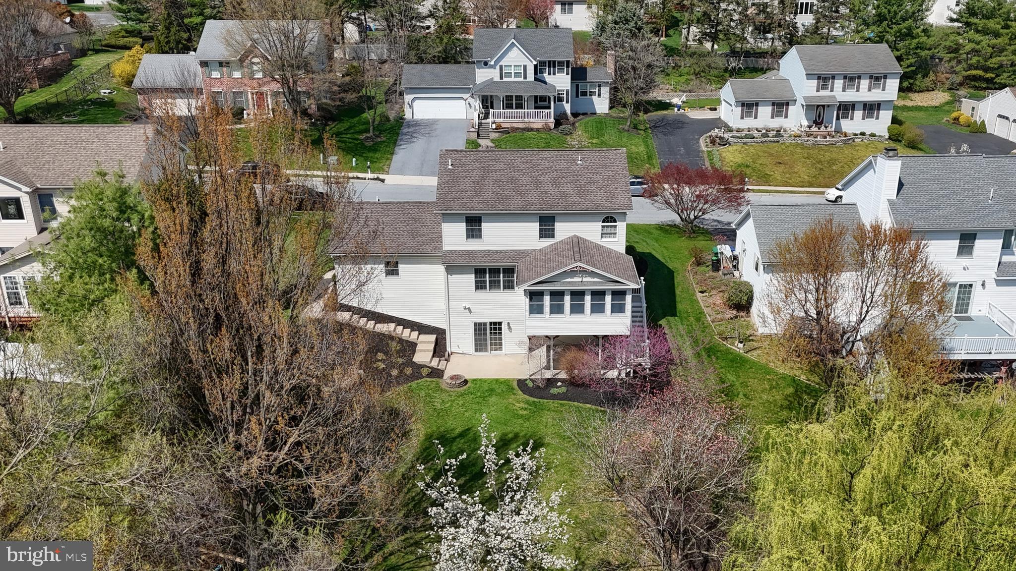 SUNNY HILL FARMS - Residential