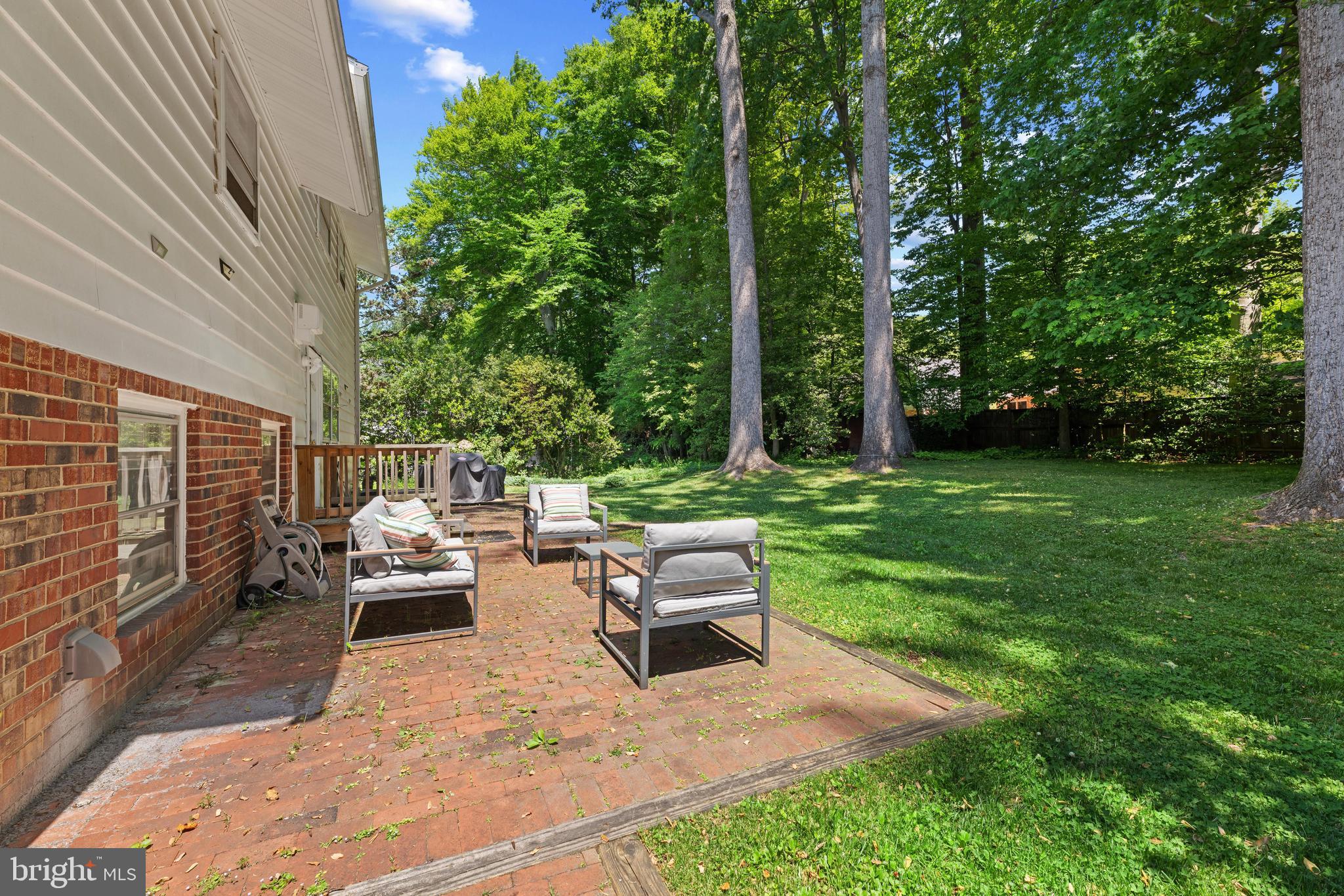 ROCK CREEK MANOR - Residential