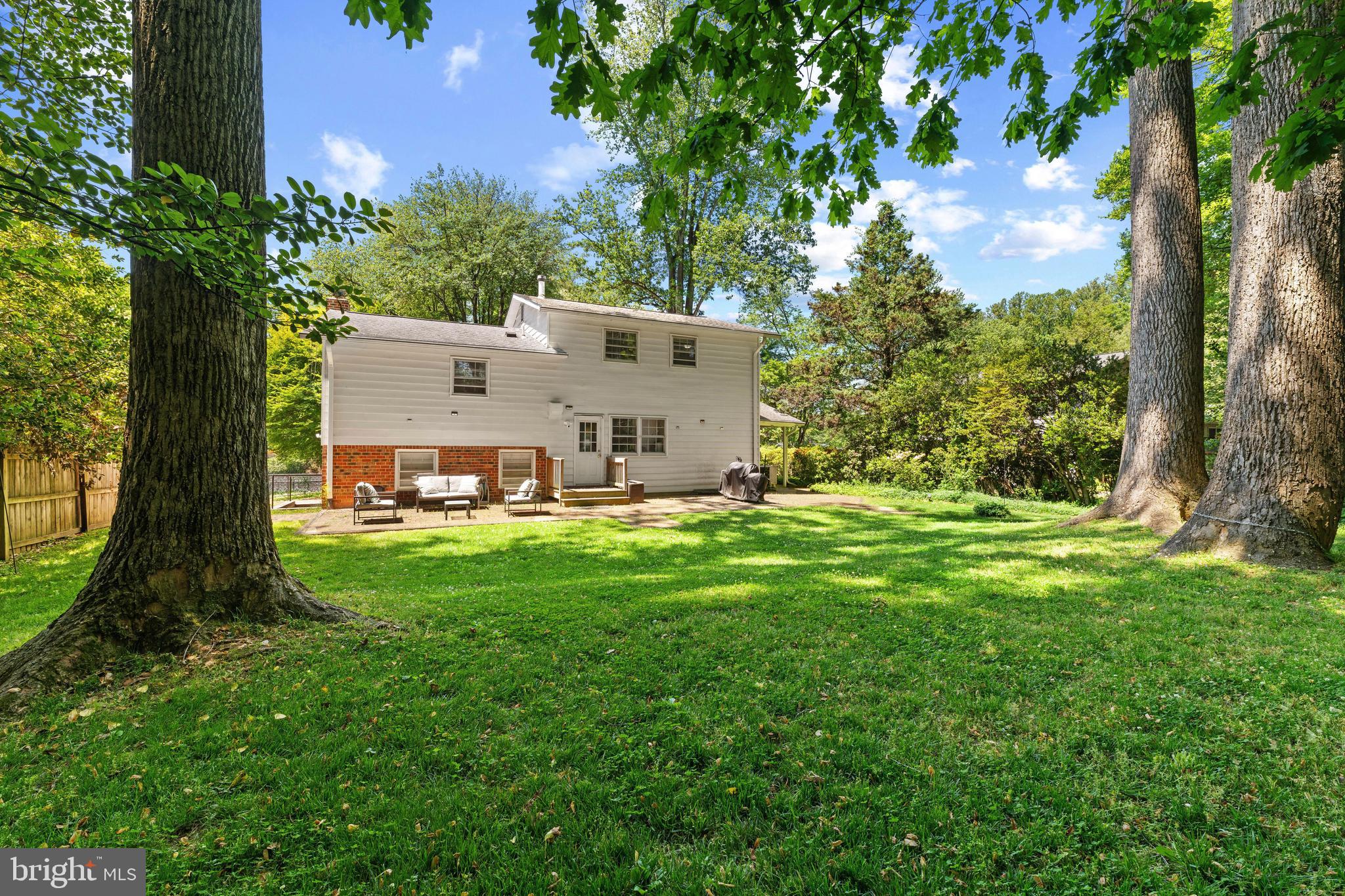 ROCK CREEK MANOR - Residential