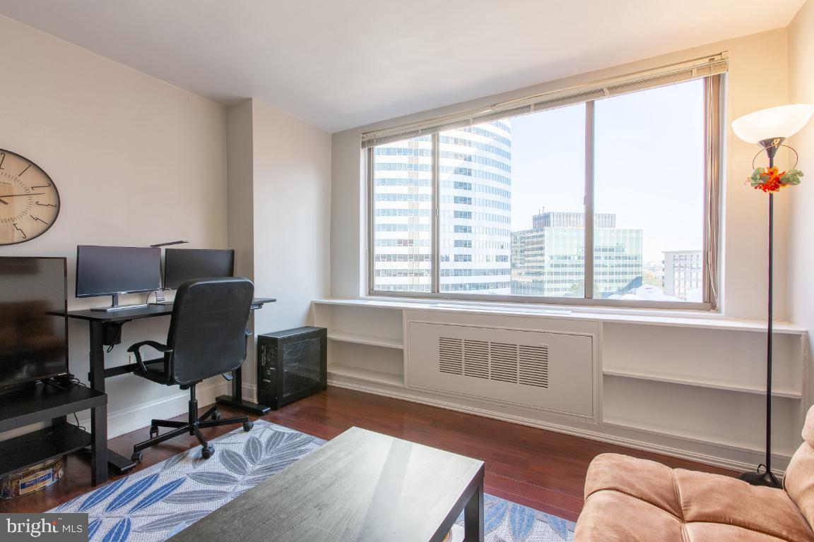 RIVER PLACE - Residential