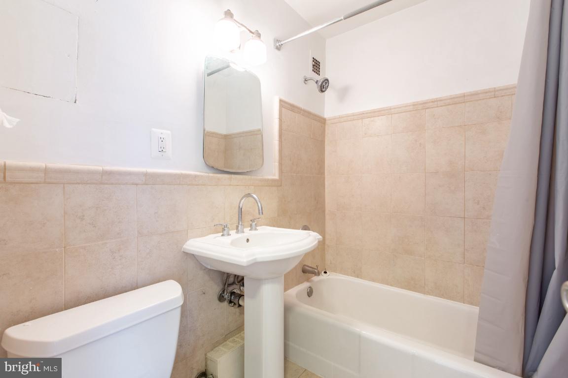 RIVER PLACE - Residential