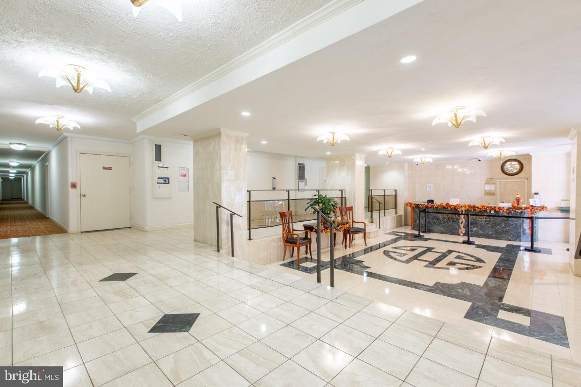 RIVER PLACE - Residential