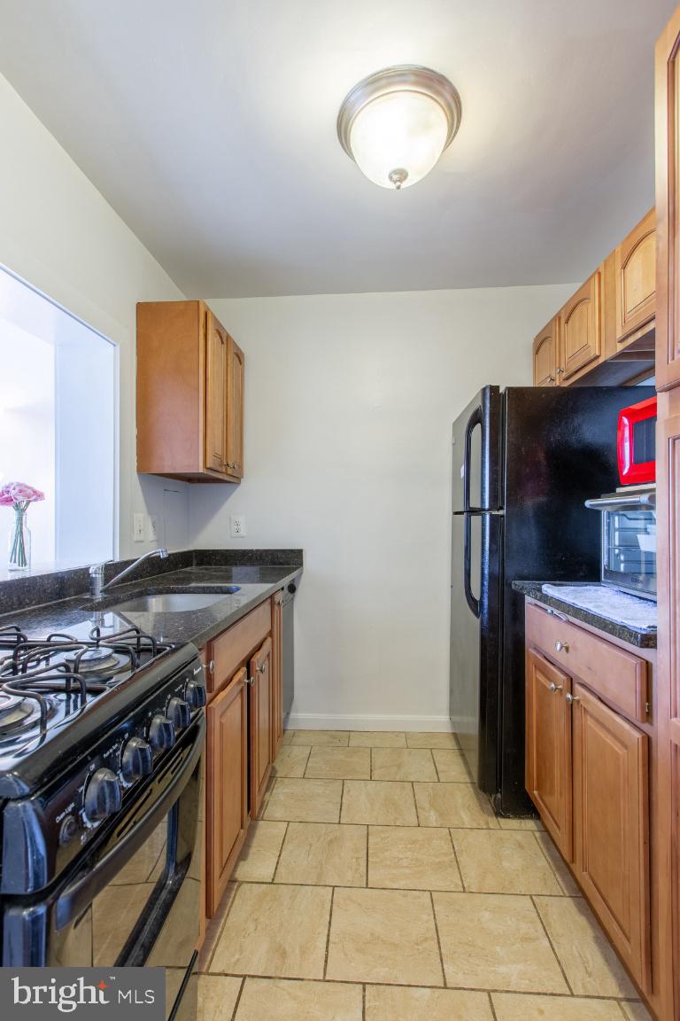 RIVER PLACE - Residential
