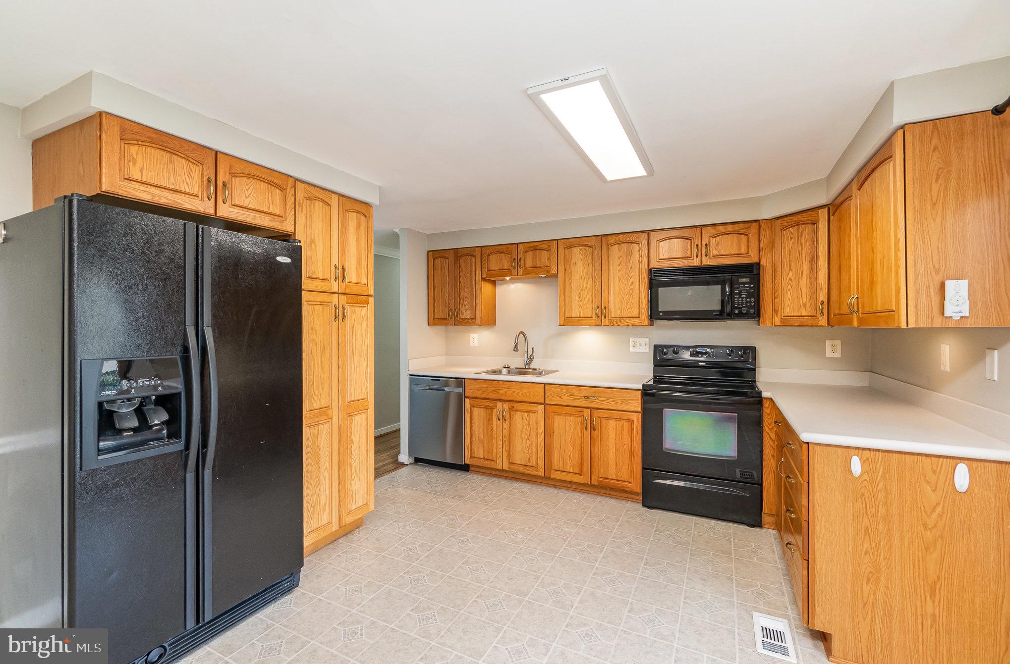 BRIGHT OAKS - Residential