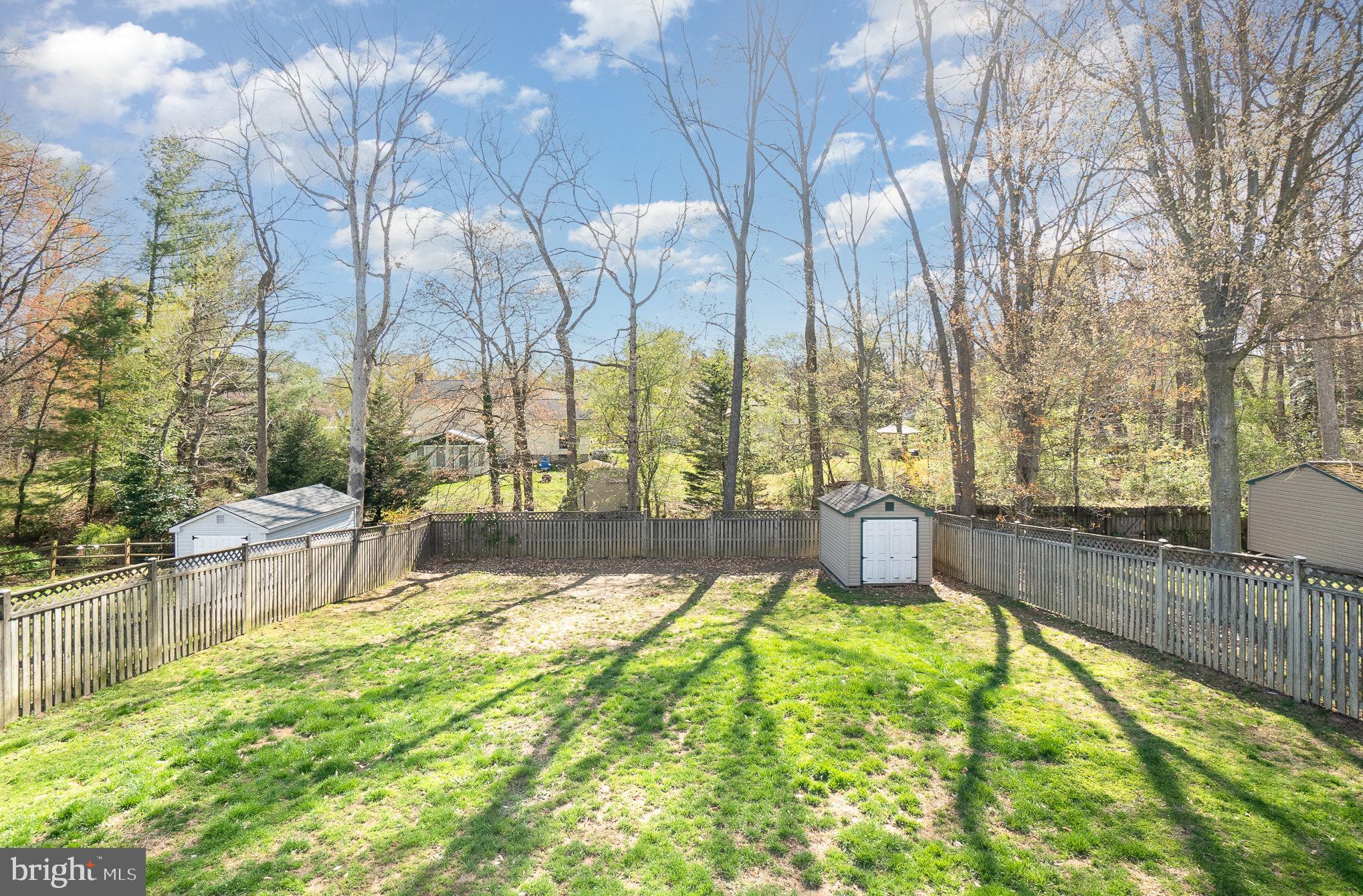 BRIGHT OAKS - Residential