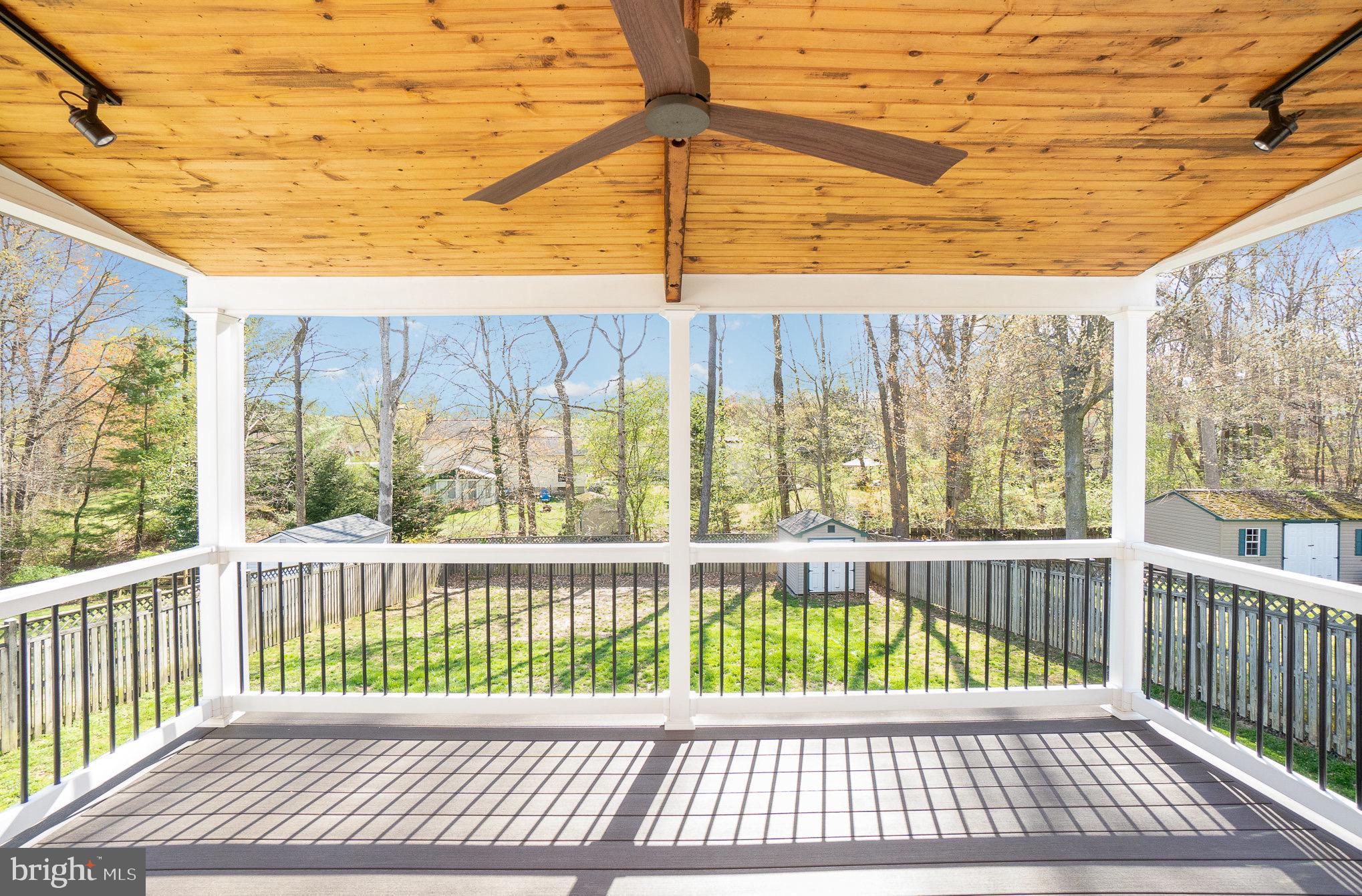 BRIGHT OAKS - Residential