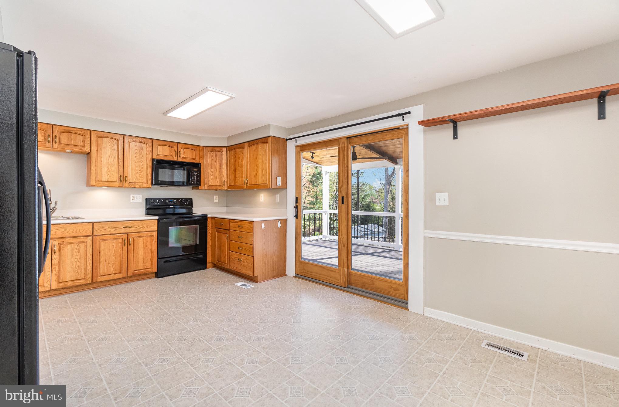 BRIGHT OAKS - Residential