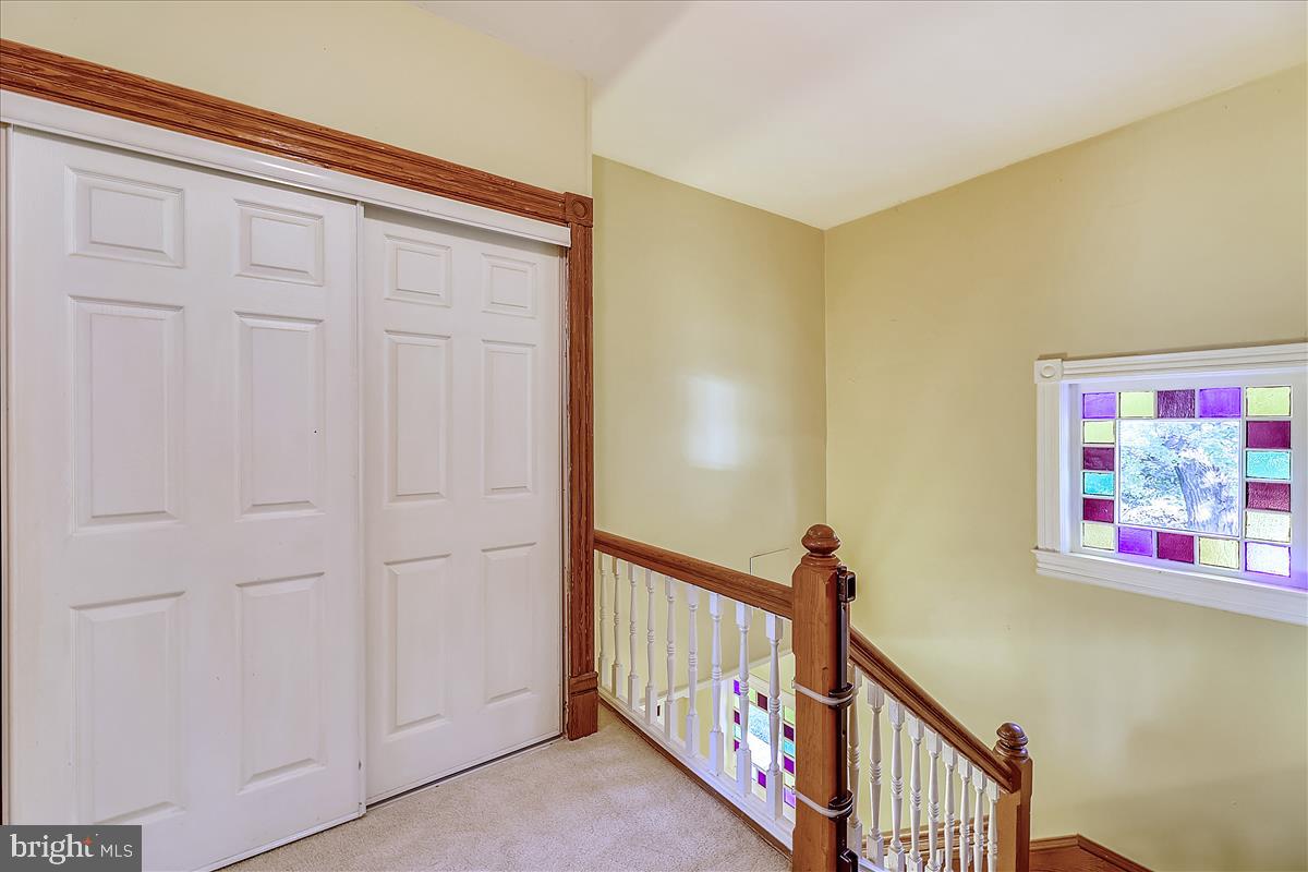 DUNN LORING - Residential