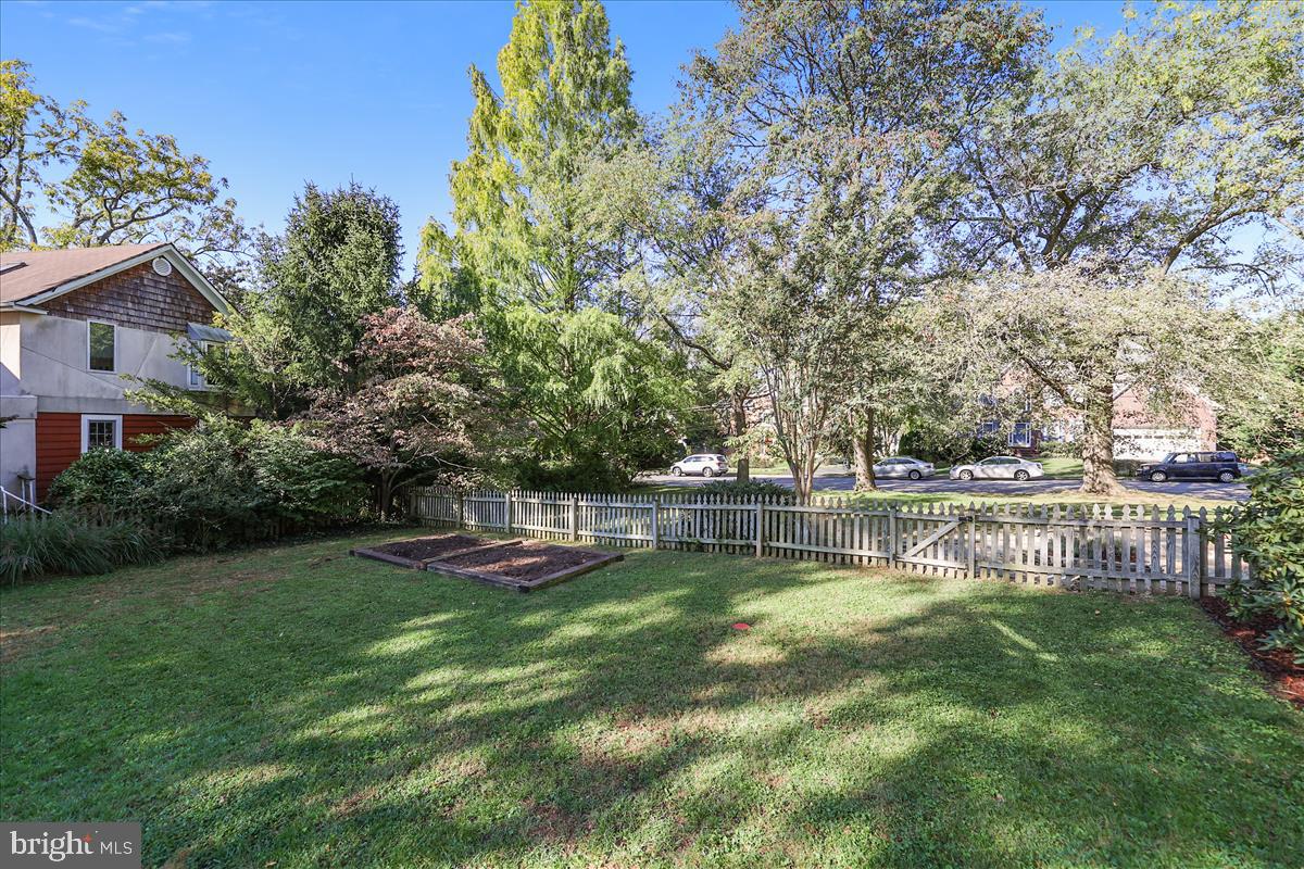 DUNN LORING - Residential