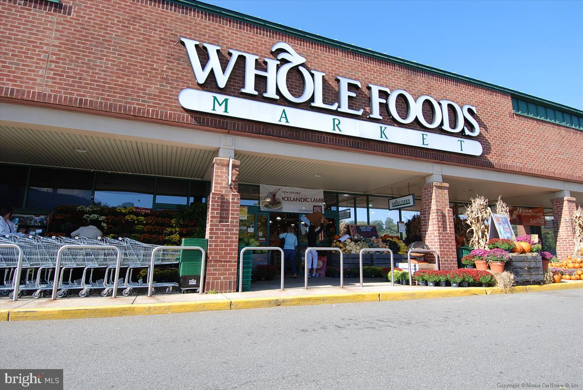 DUNN LORING - Residential