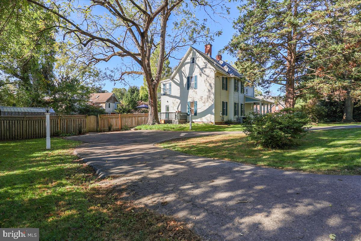 DUNN LORING - Residential