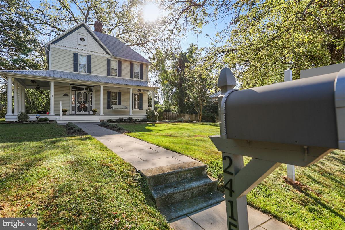 DUNN LORING - Residential