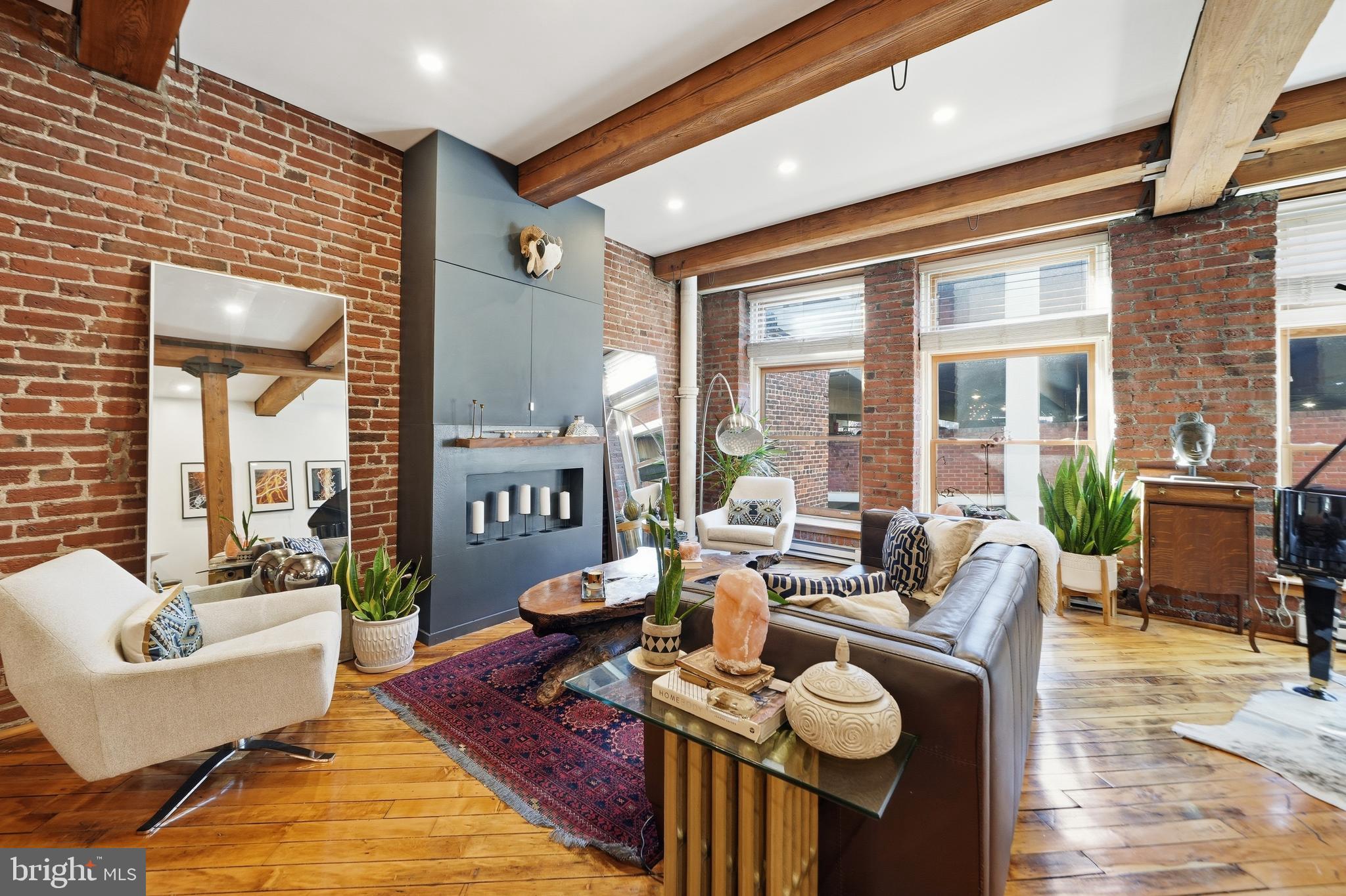 122 CHESTNUT STREET 24 402