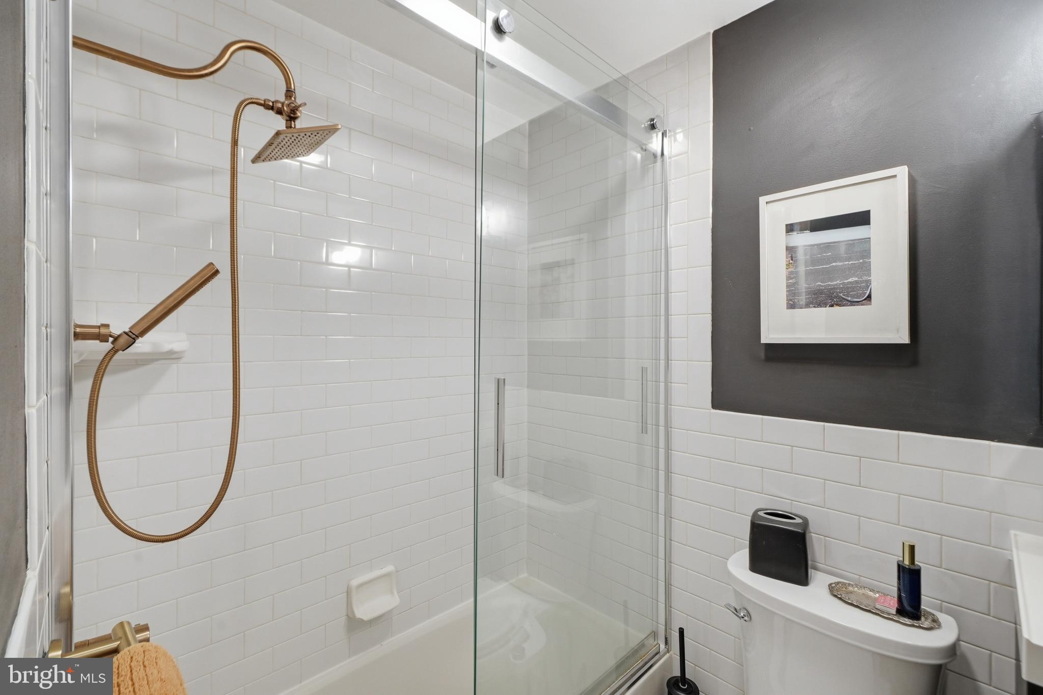 OLD CITY - Residential