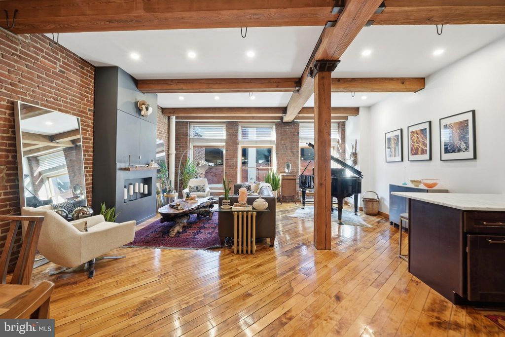 Photo of 122 - 24 Chestnut Street #402, PHILADELPHIA, PA 19106 (MLS # PAPH2590480)