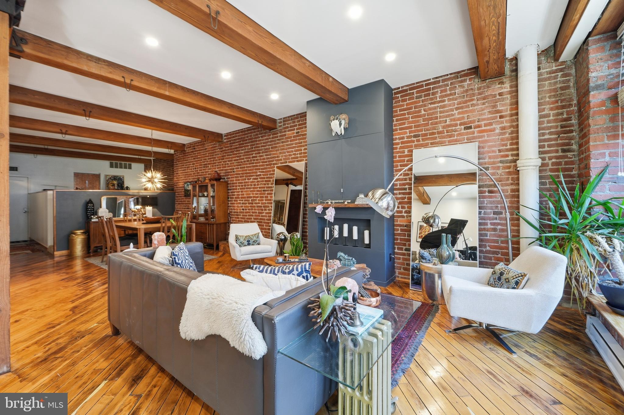 OLD CITY - Residential