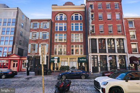 Condo For Sale - 122 Chestnut Street #402<br/> PHILADELPHIA, PA 19106