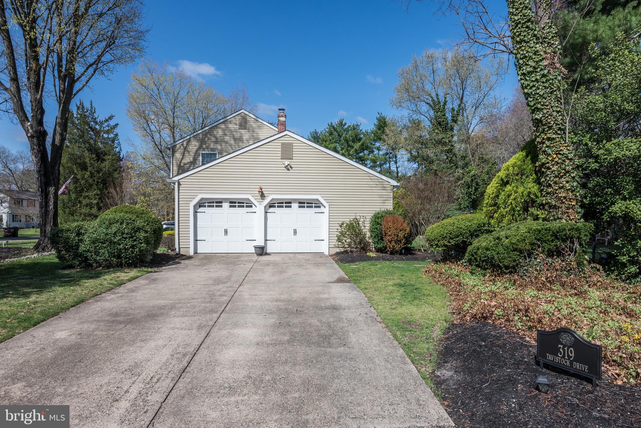 319 TAVISTOCK DRIVE