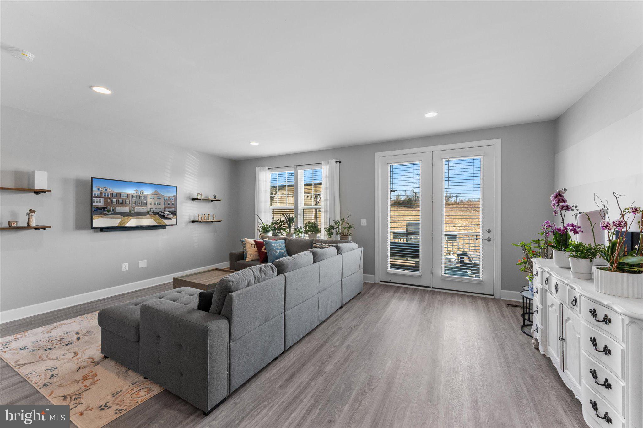 HEATHCOTE COMMONS - Residential