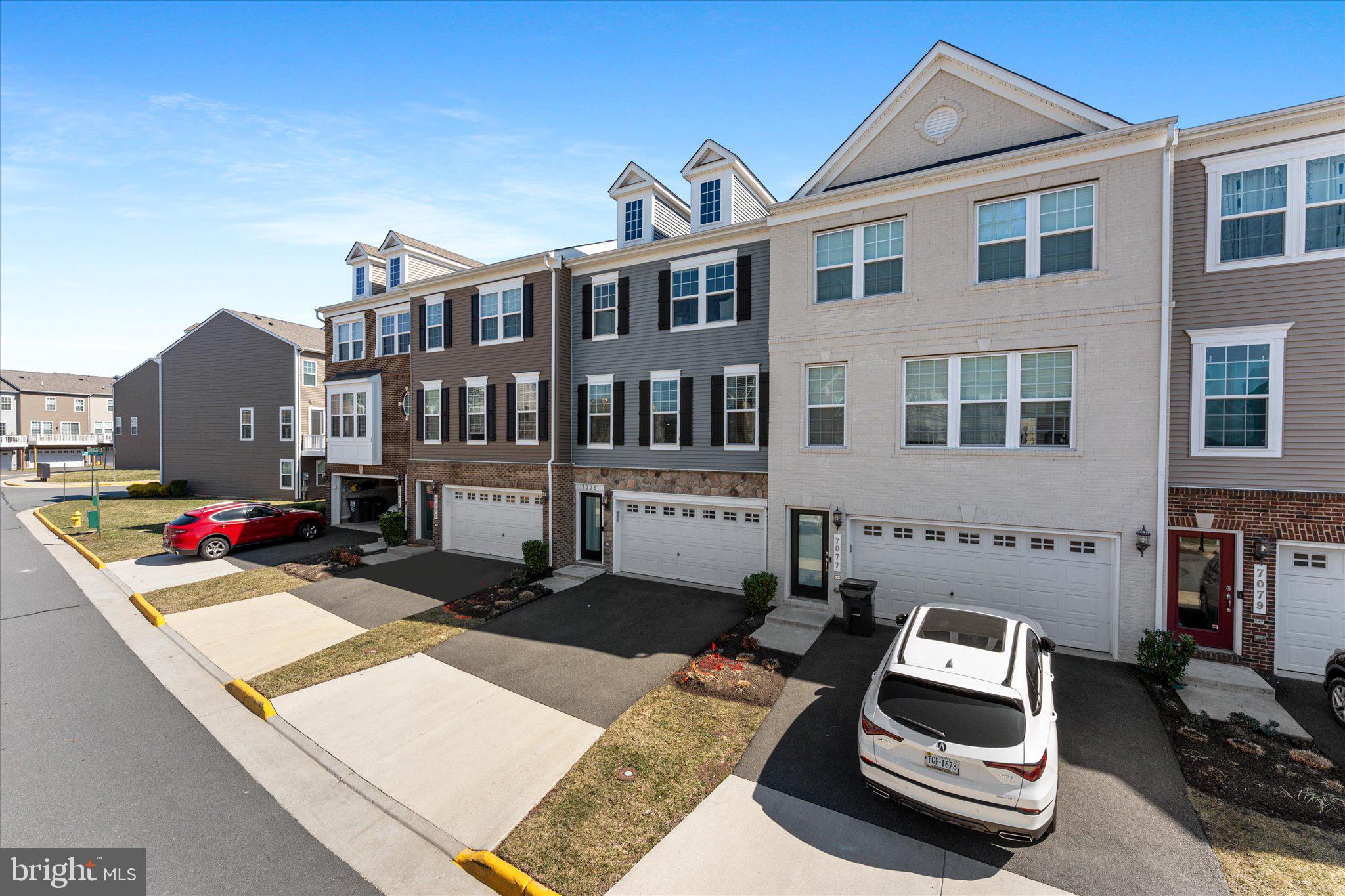 HEATHCOTE COMMONS - Residential