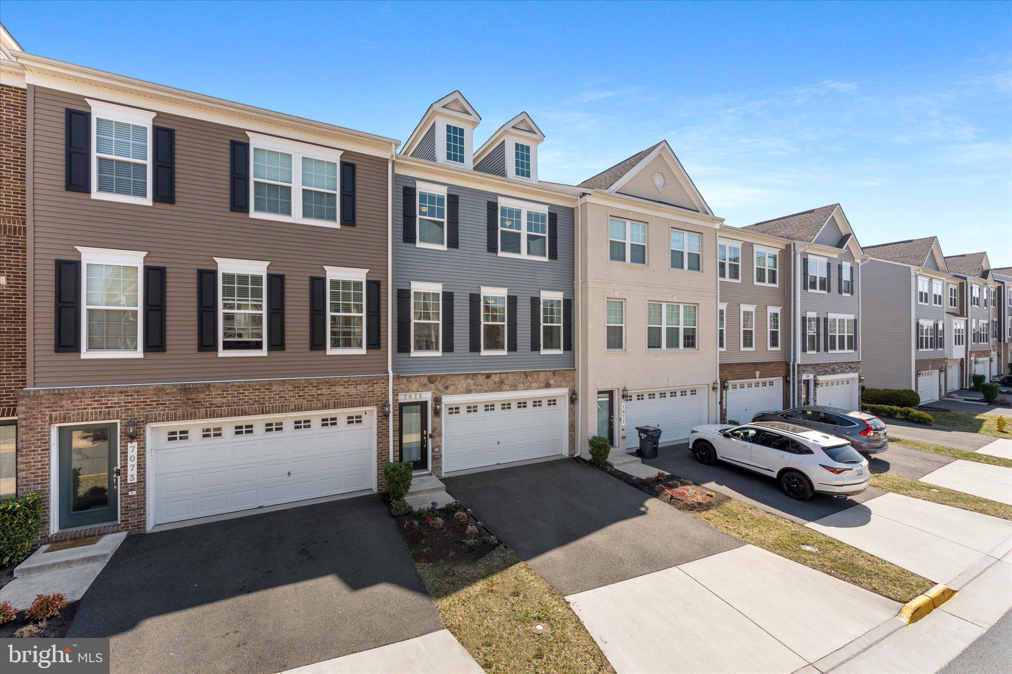 HEATHCOTE COMMONS - Residential