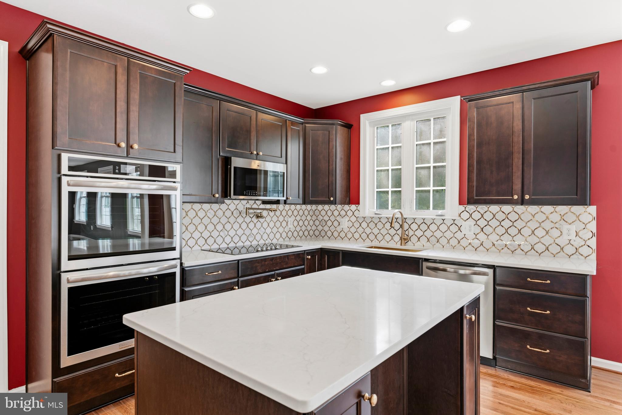 2114 JELLICO COURT