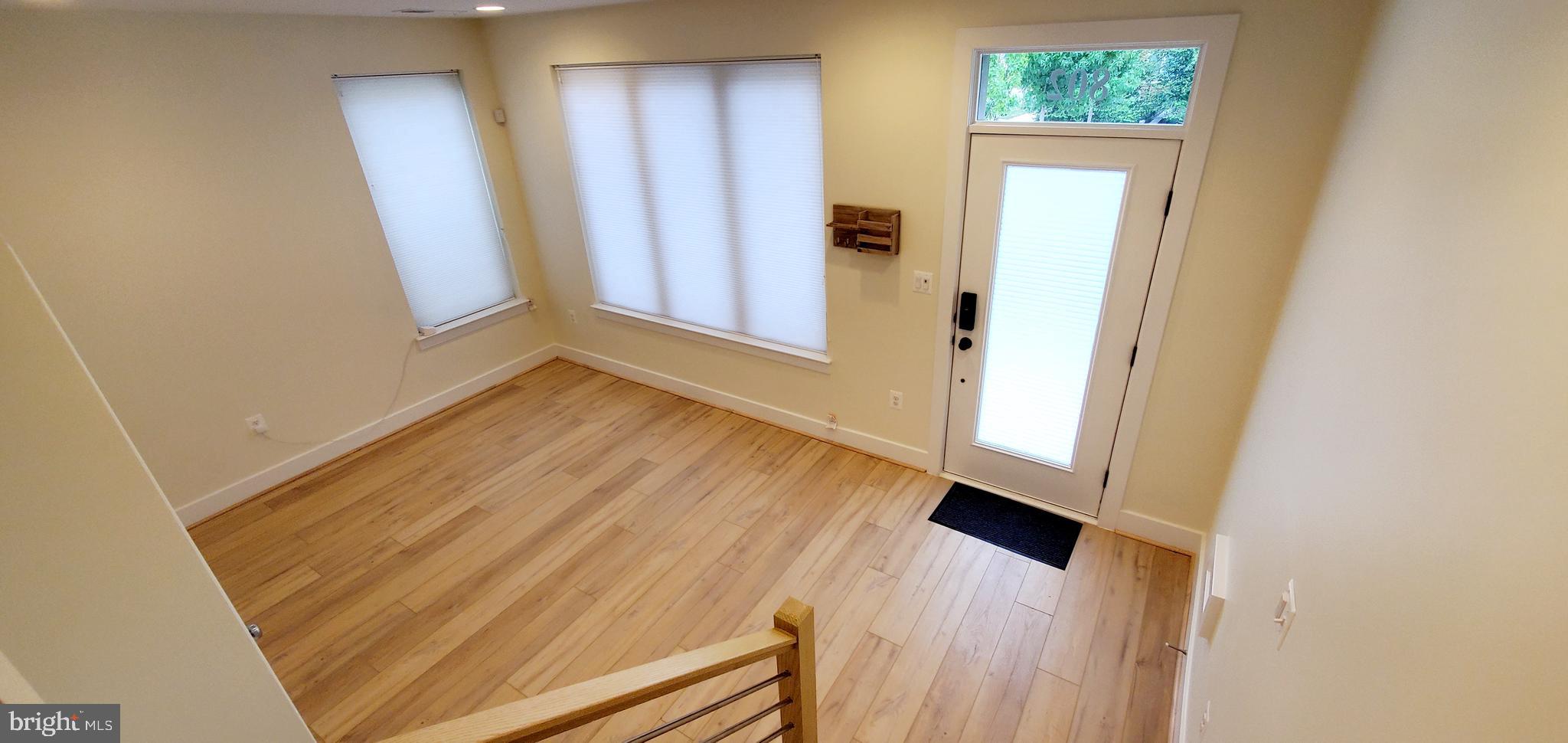 CHAPMAN ROW AT TWINBROOK METRO - Residential Lease