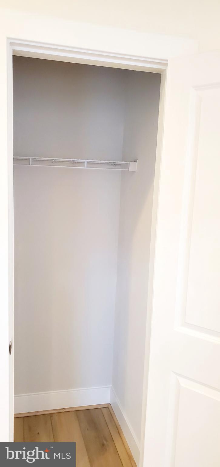 CHAPMAN ROW AT TWINBROOK METRO - Residential Lease