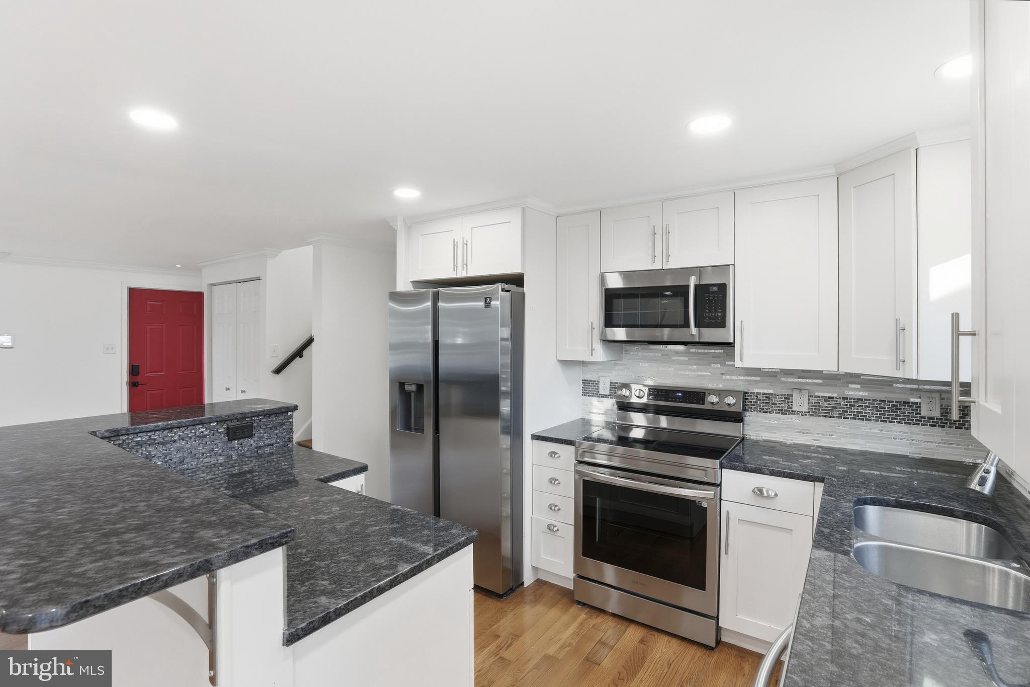 AMBER MEADOWS - Residential