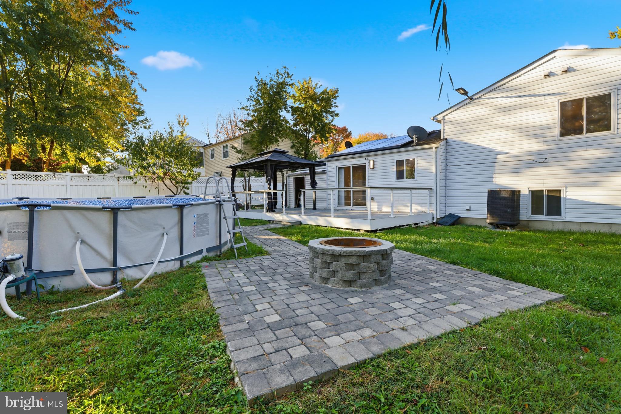 AMBER MEADOWS - Residential