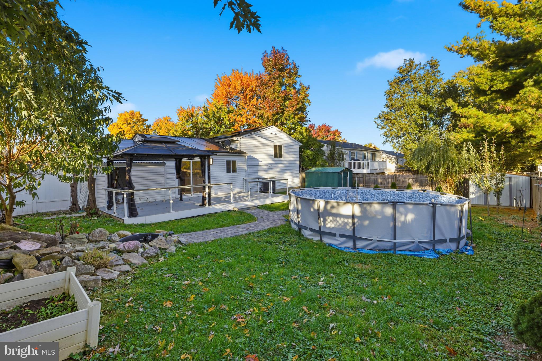 AMBER MEADOWS - Residential