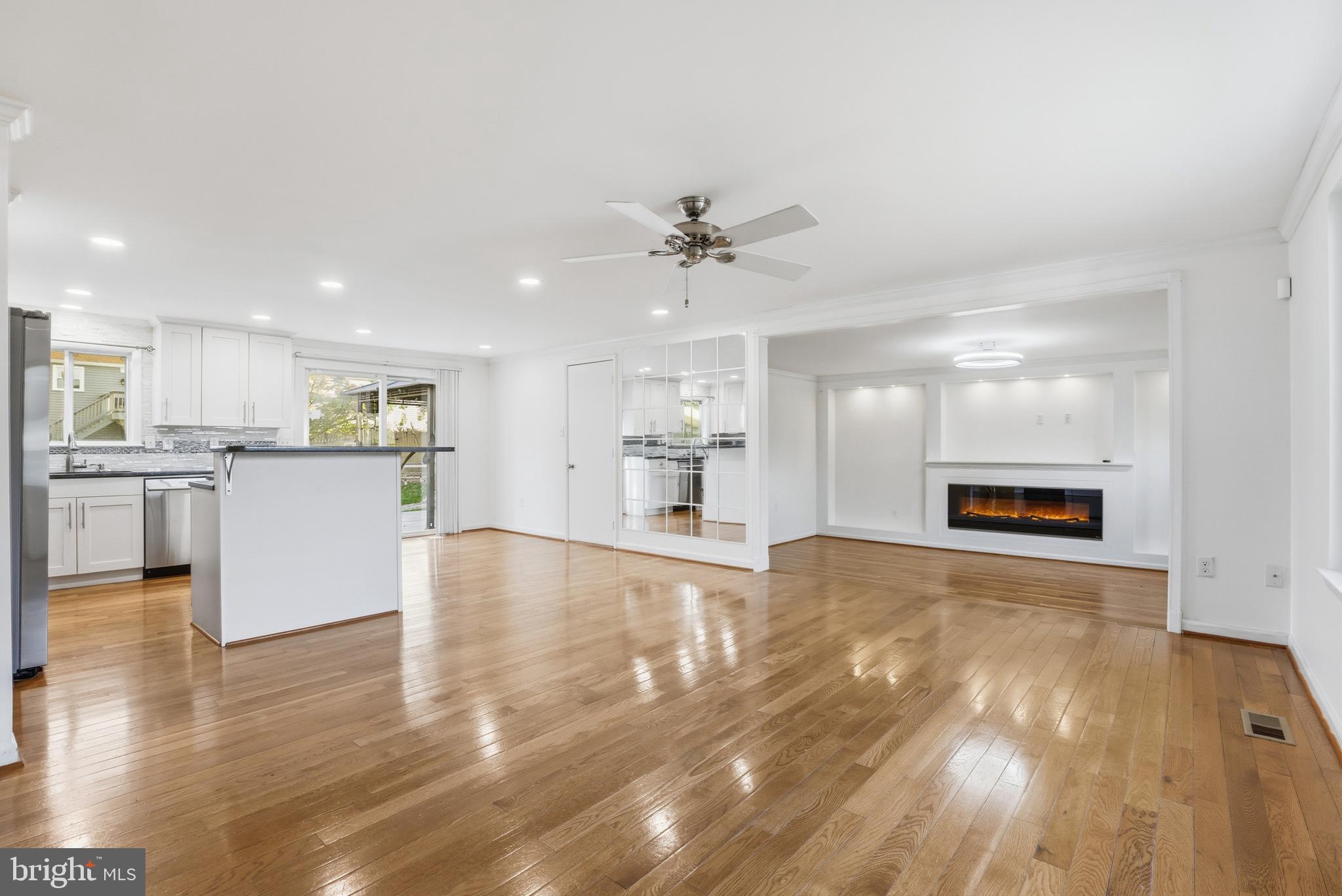 AMBER MEADOWS - Residential