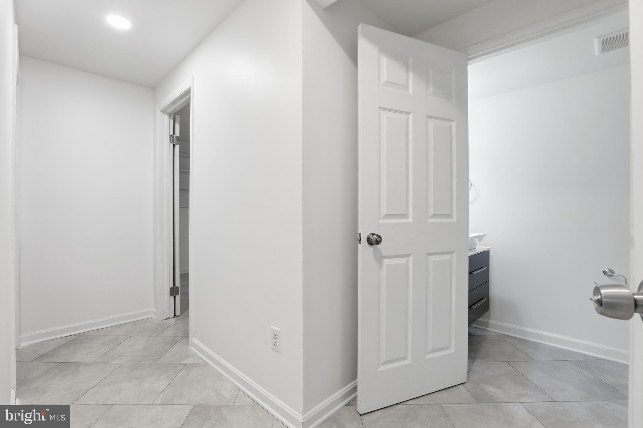 AMBER MEADOWS - Residential