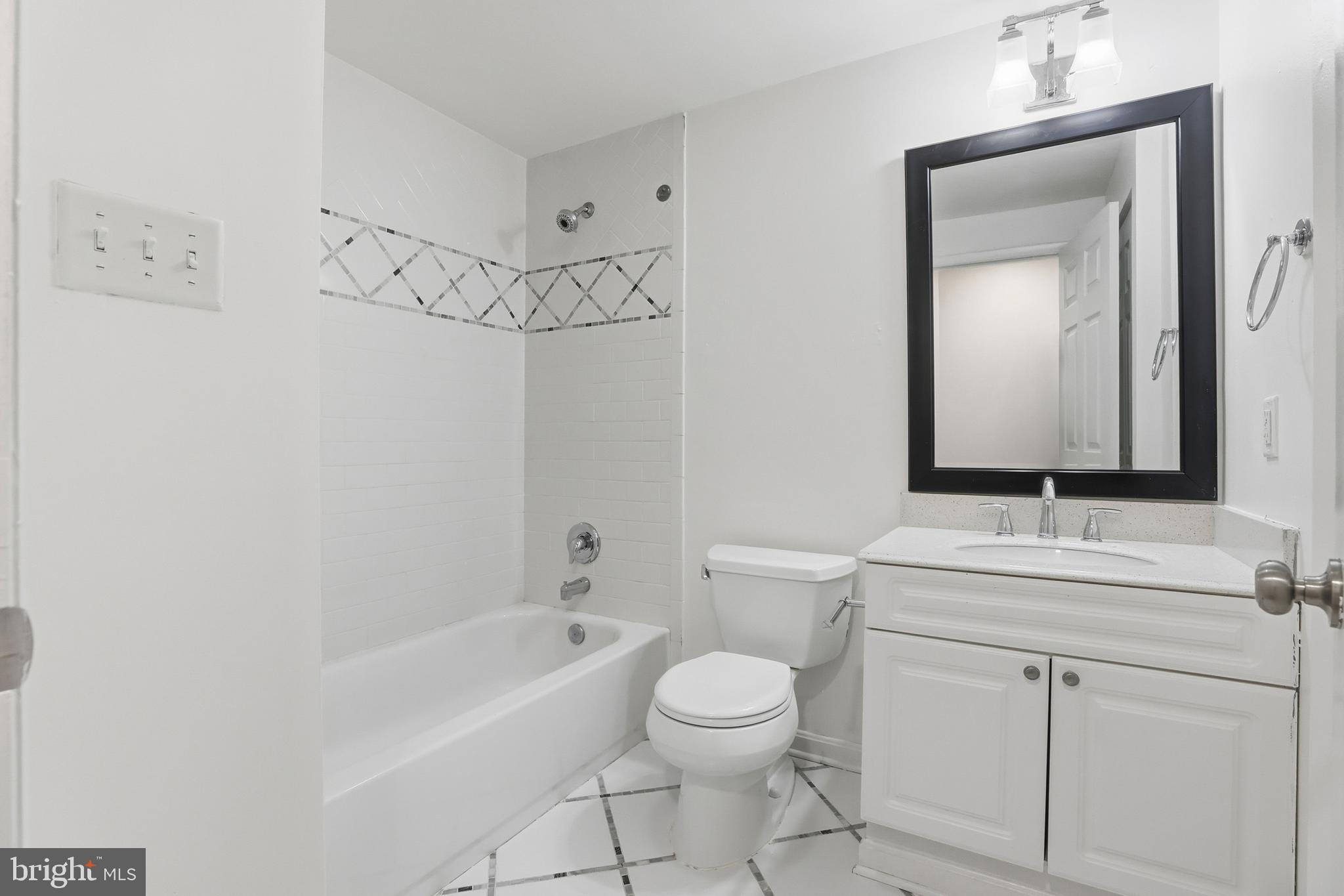 AMBER MEADOWS - Residential