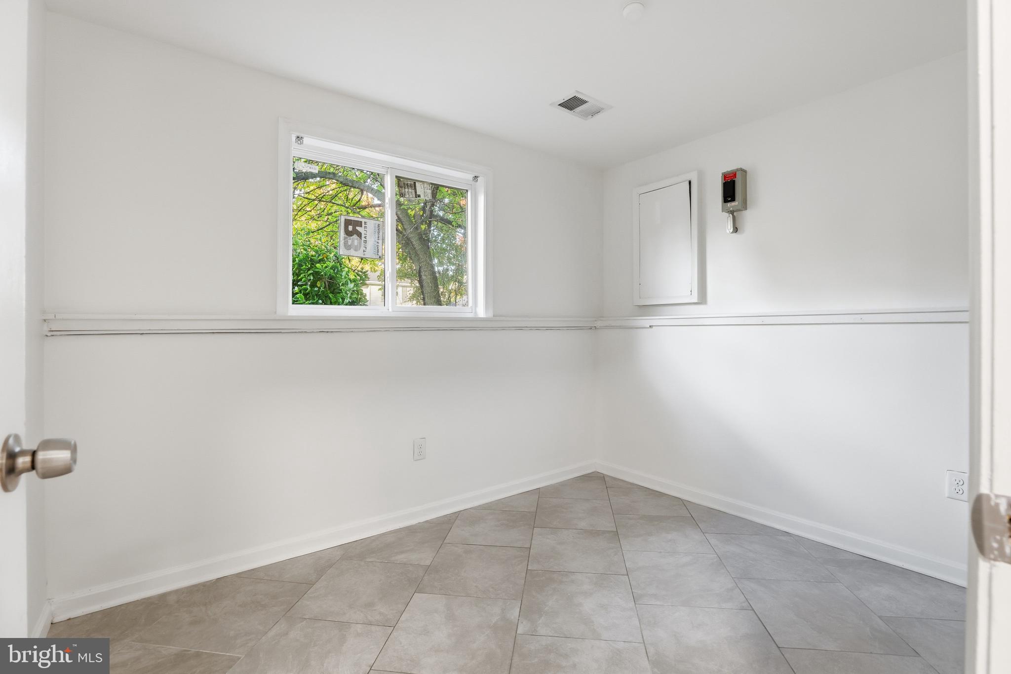 AMBER MEADOWS - Residential