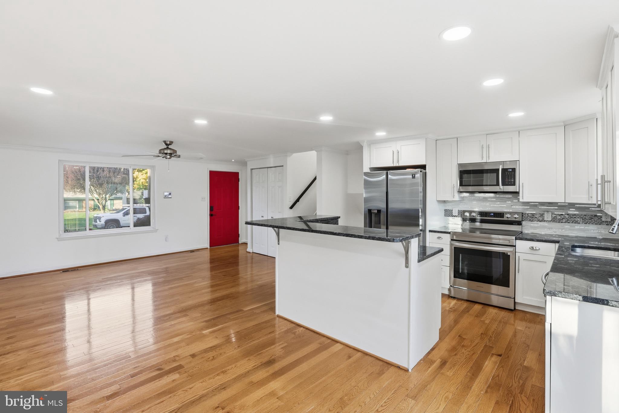 AMBER MEADOWS - Residential