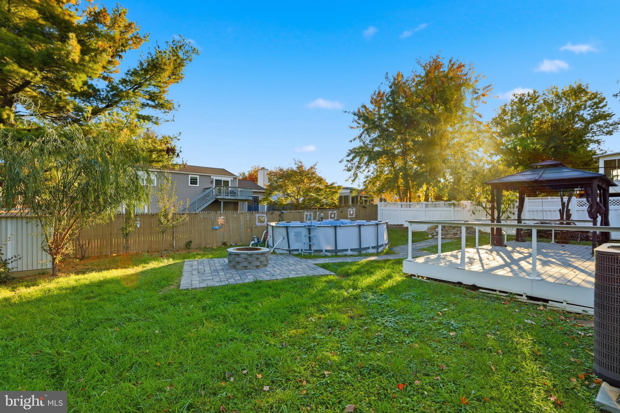 AMBER MEADOWS - Residential