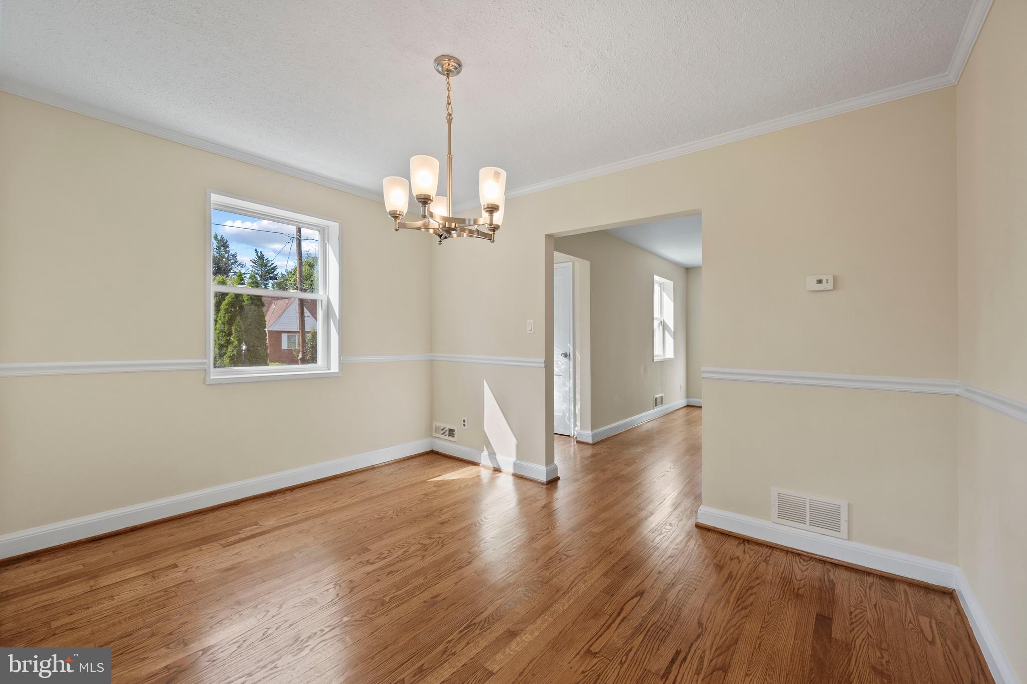 11807 GRANDVIEW AVENUE