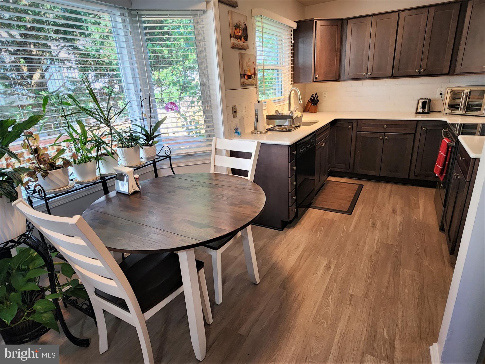 LONGMEAD - Residential Lease