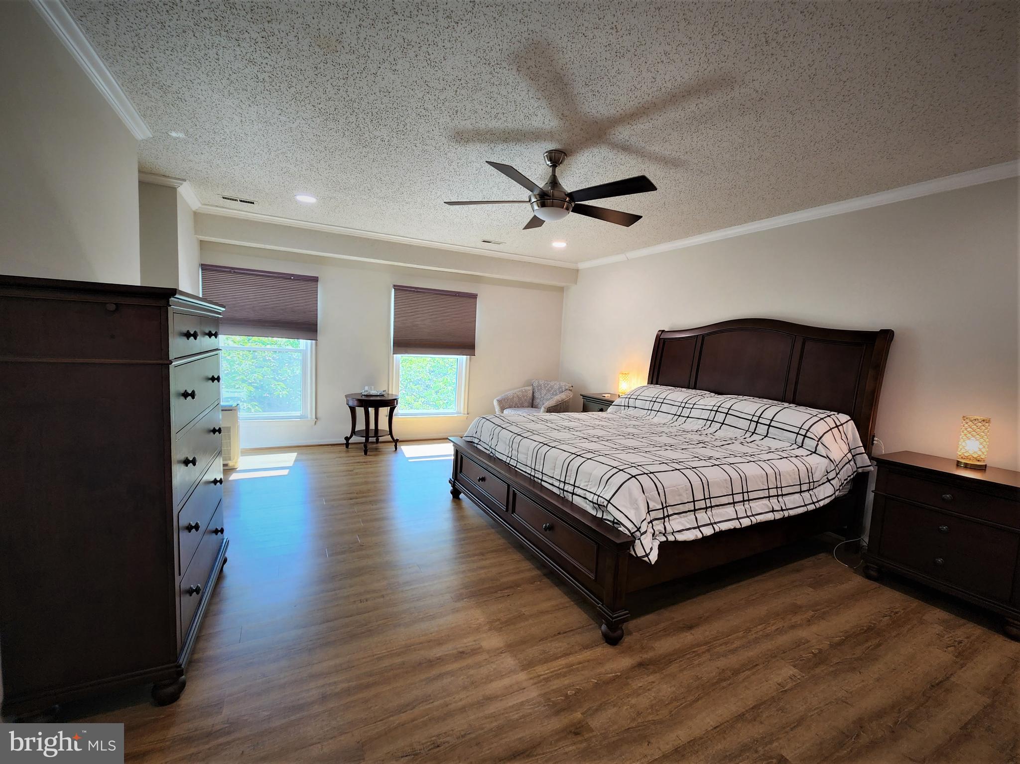 LONGMEAD - Residential Lease