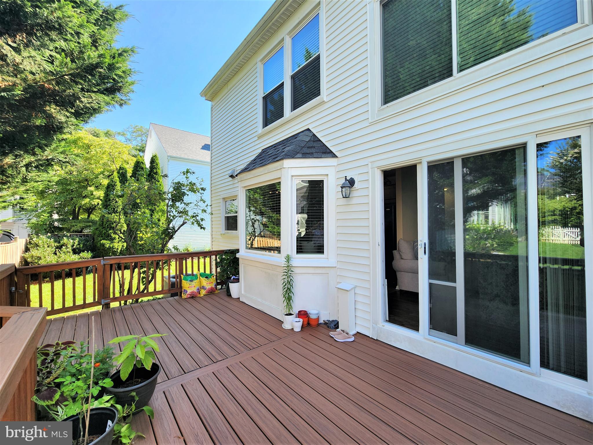 LONGMEAD - Residential Lease