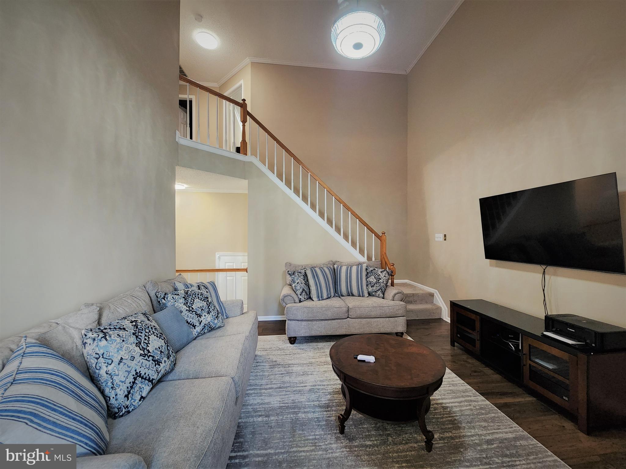 LONGMEAD - Residential Lease