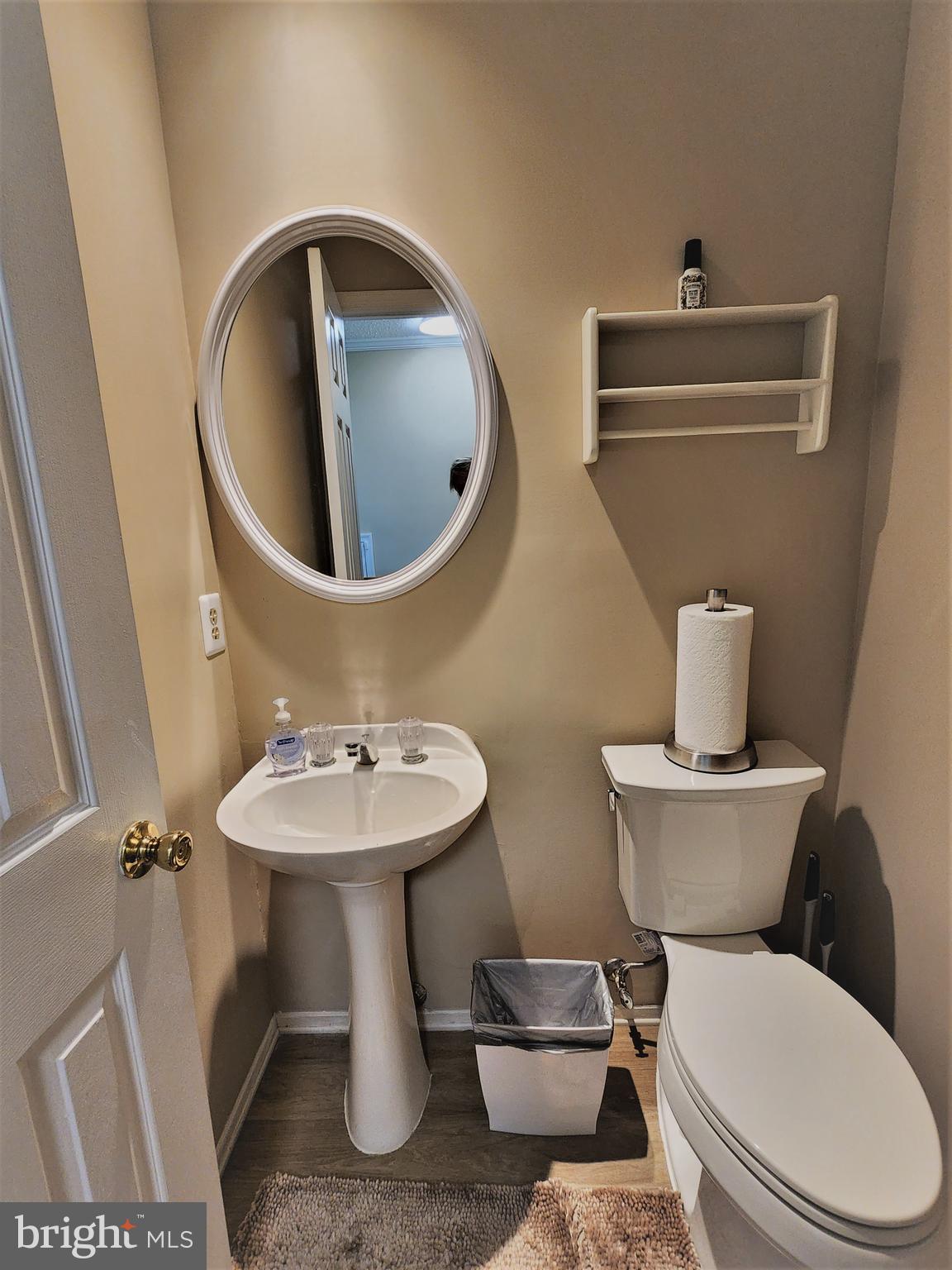 LONGMEAD - Residential Lease