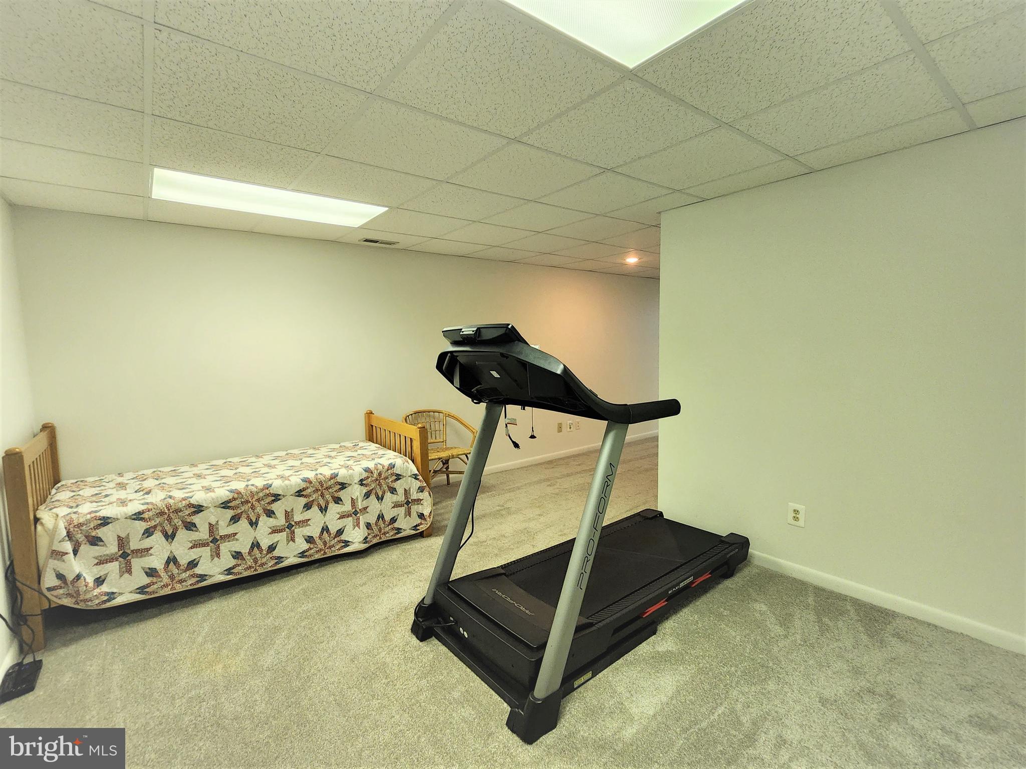 LONGMEAD - Residential Lease