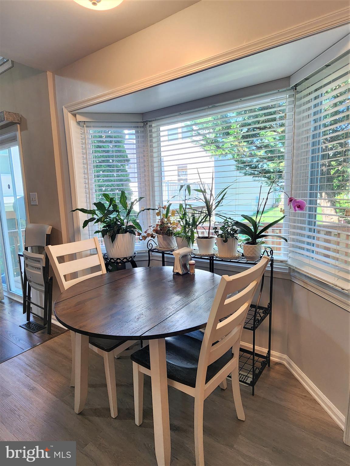 LONGMEAD - Residential Lease