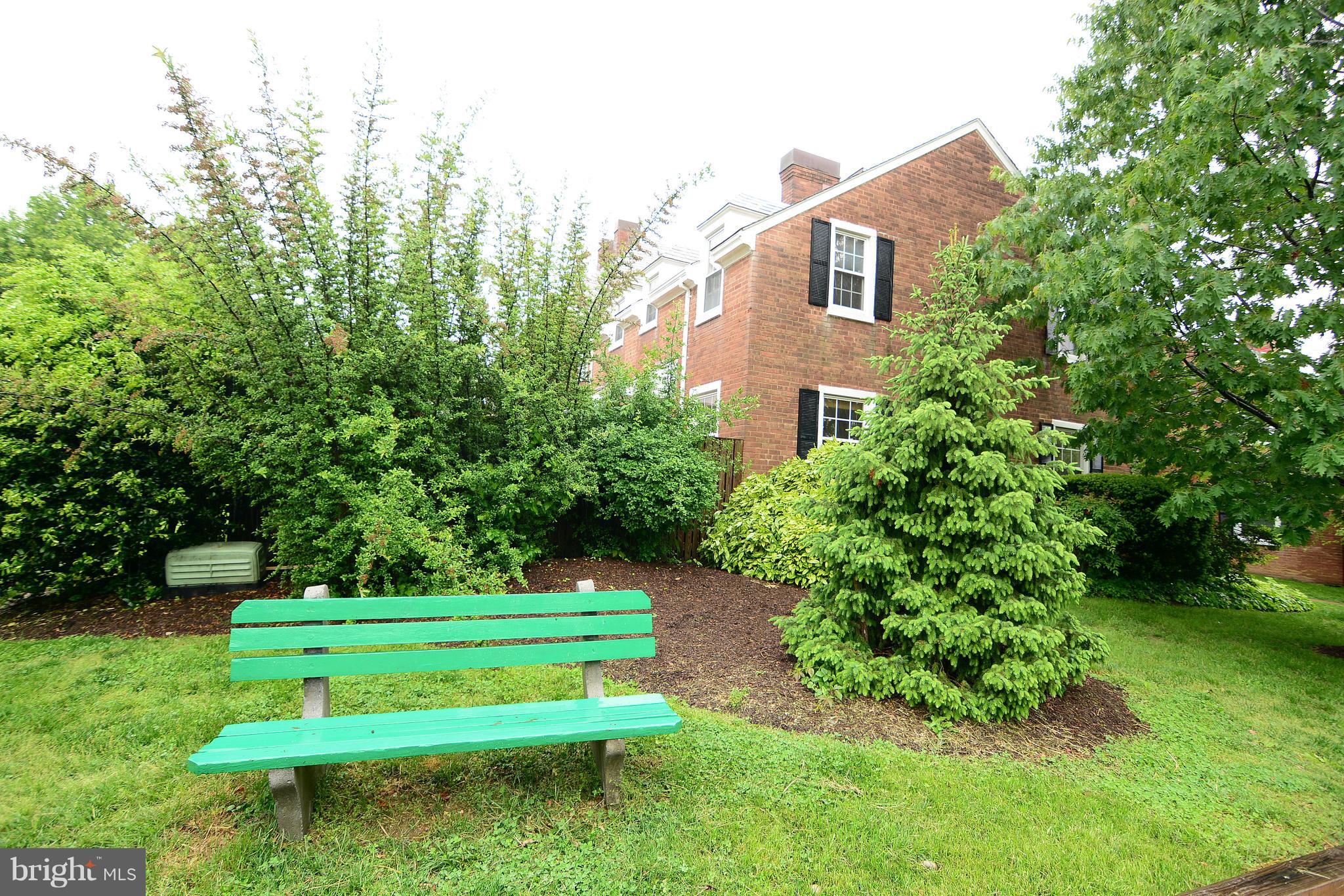 FAIRLINGTON - Residential