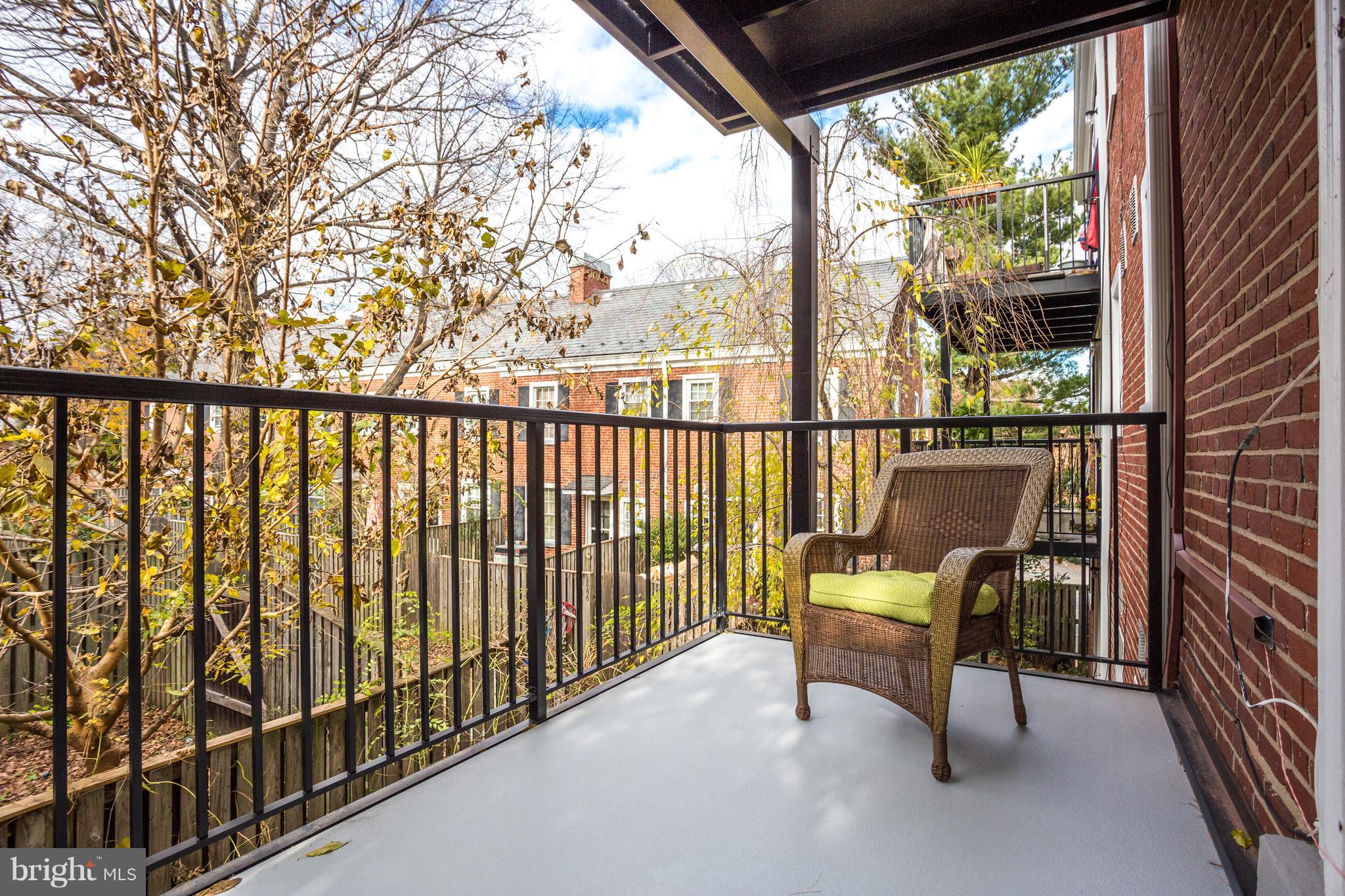 FAIRLINGTON - Residential