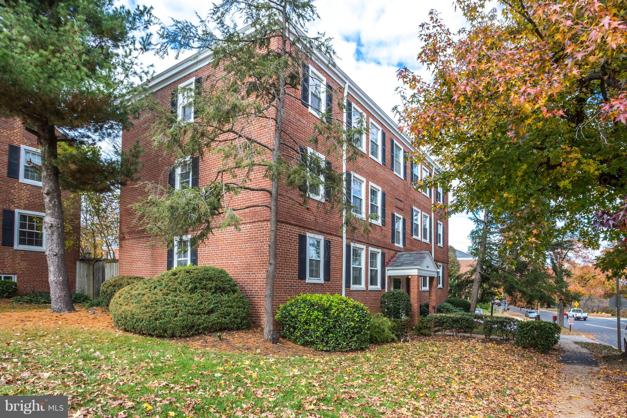 FAIRLINGTON - Residential