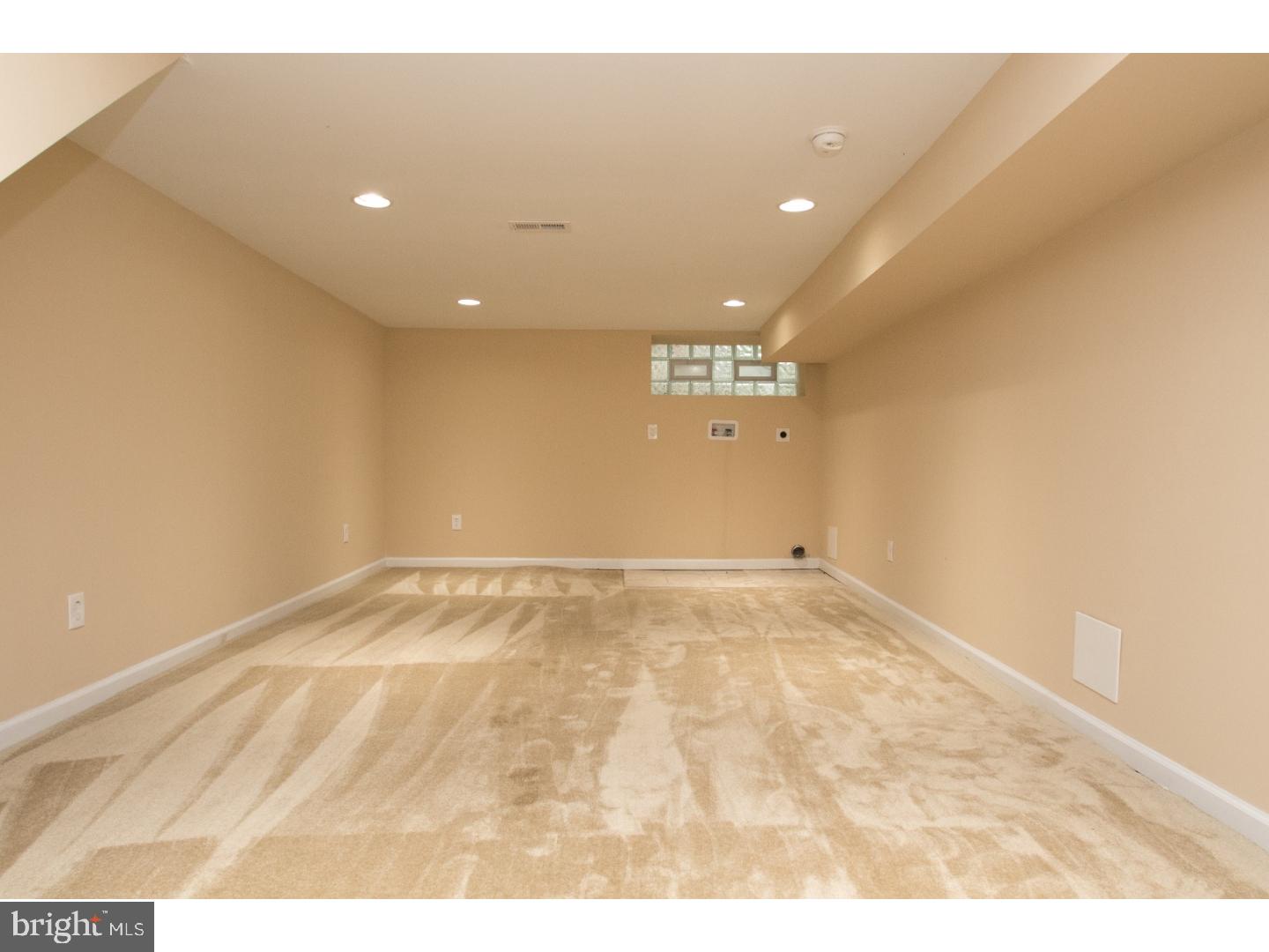 COBBS CREEK - Residential