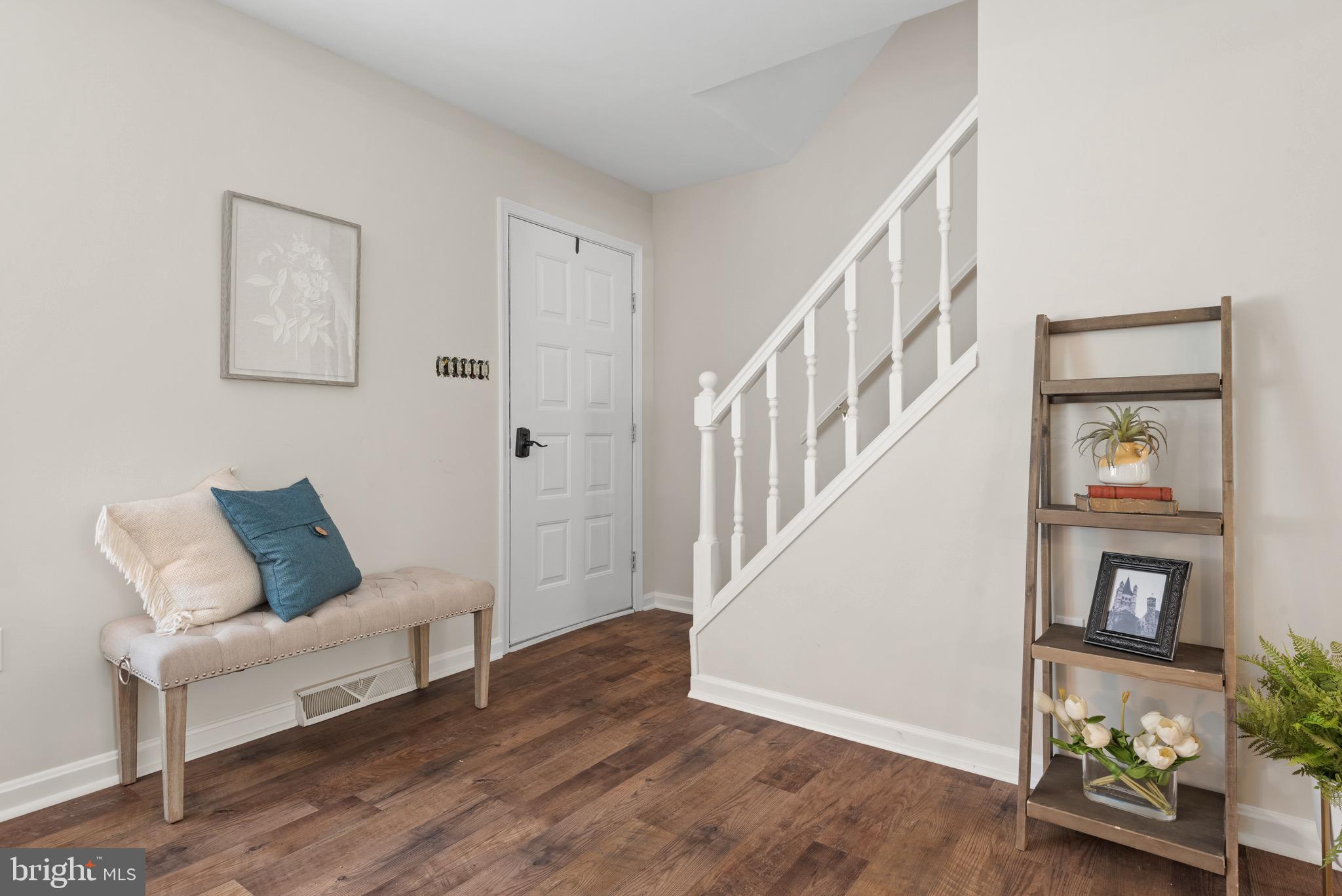 27 BUTTONWOOD DRIVE